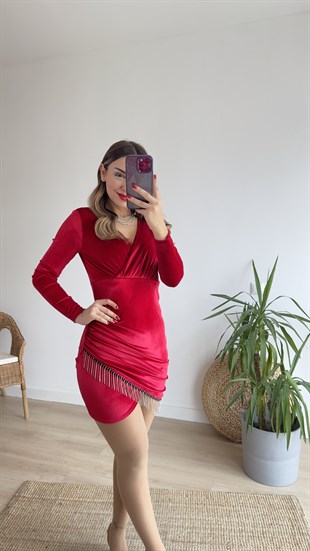 Taş Detaylı Kırmızı Kadife Elbise 